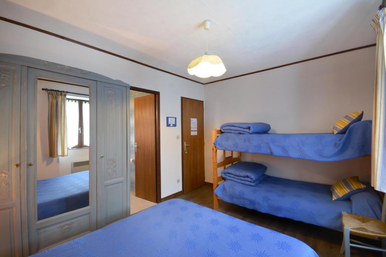 Chambre D'Hotes Au Vieux Chene Grillon Екстериор снимка